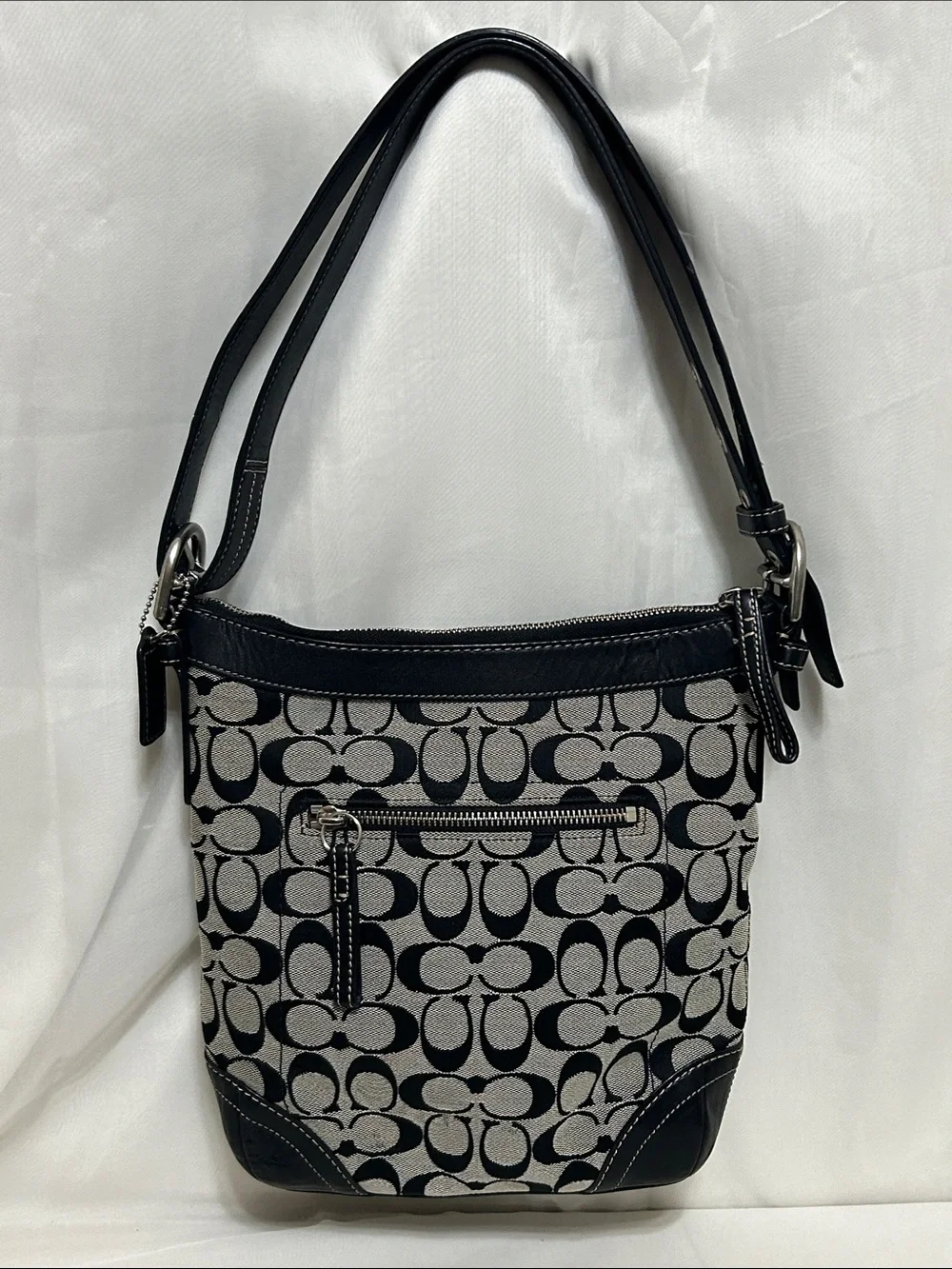 Coach details color